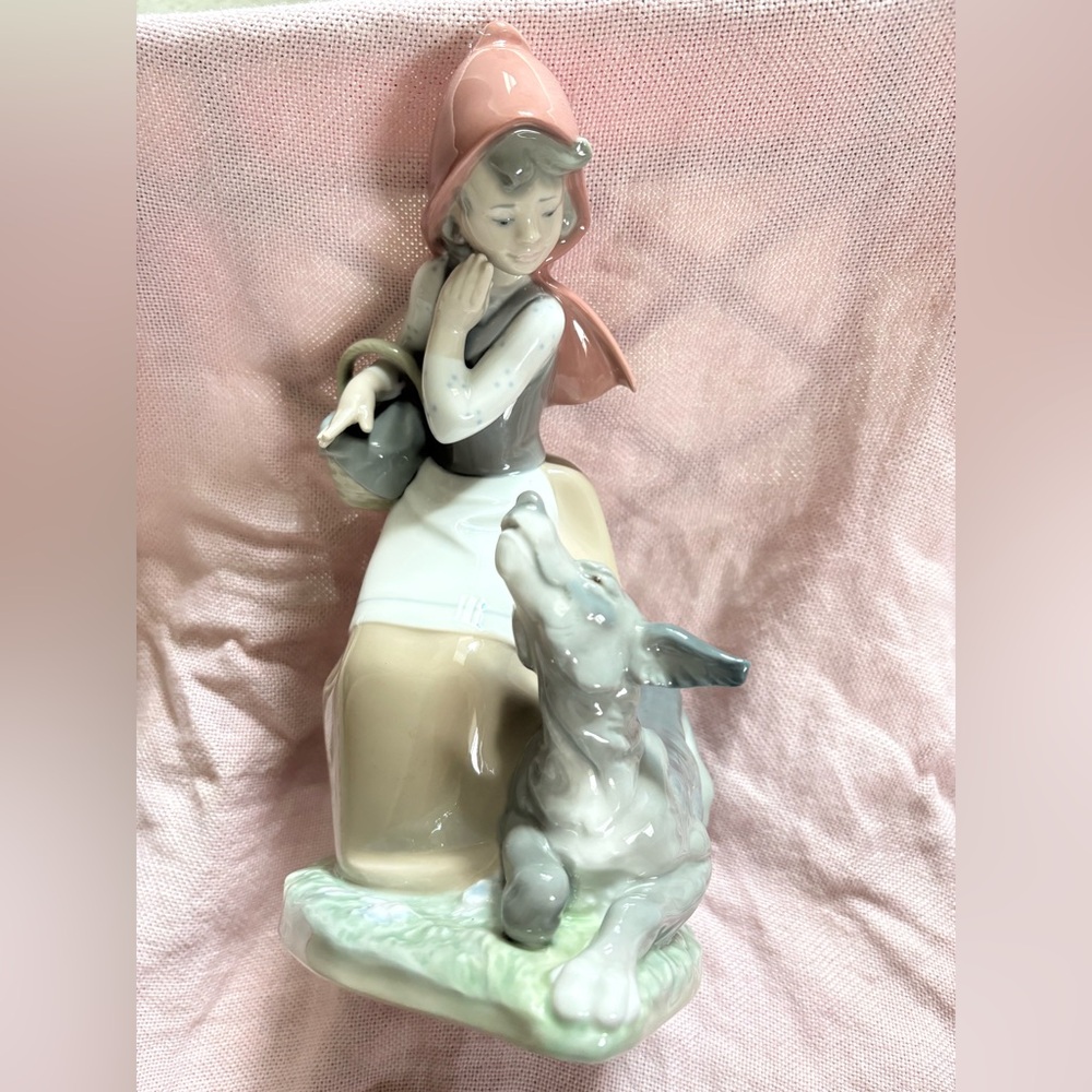 Lladro Pastel Girl with Dog Porcelain Sculpture